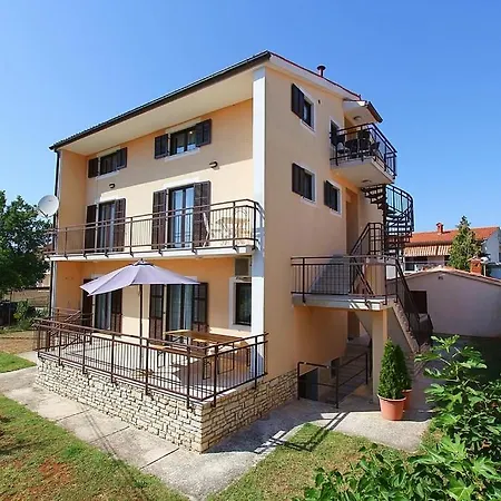Casa Niko Ferienhaus *